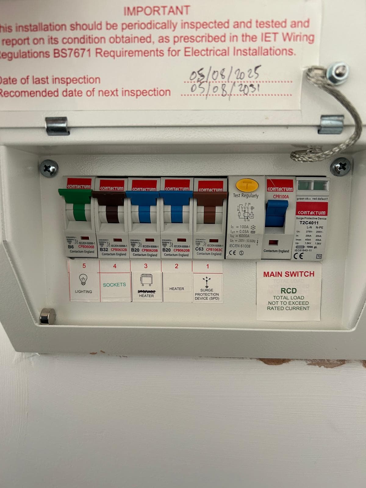 Modern Residential Fit-out